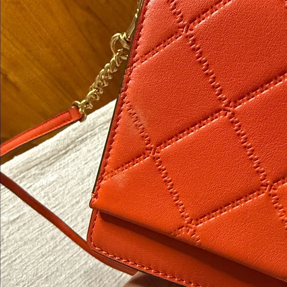 Tory Burch Orange Quilted Crossbody Bag - Picture 4 of 9